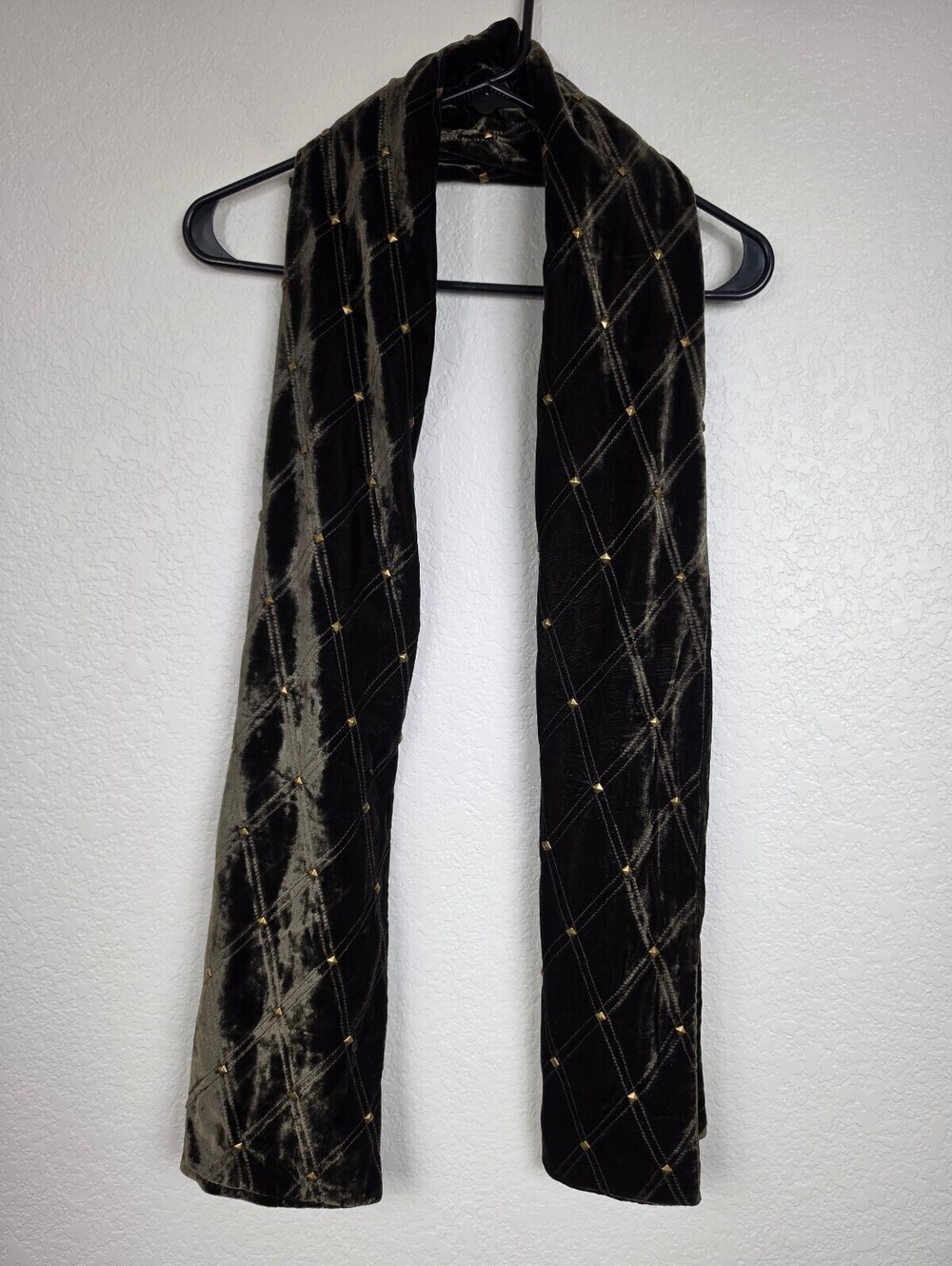 Brown Velvet Scarf with Gold Studded Diamond Pattern